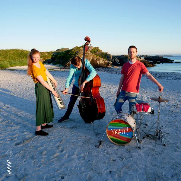 Briotrio – Yeah! CD viršelis